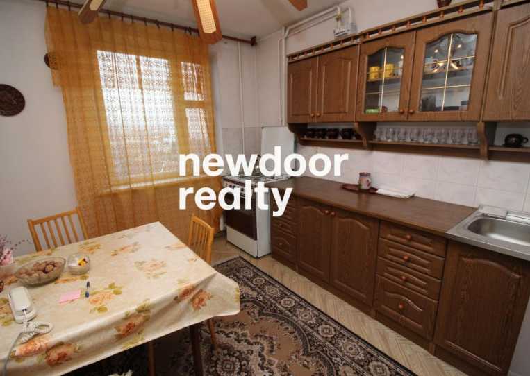 Квартира - 3 комнаты