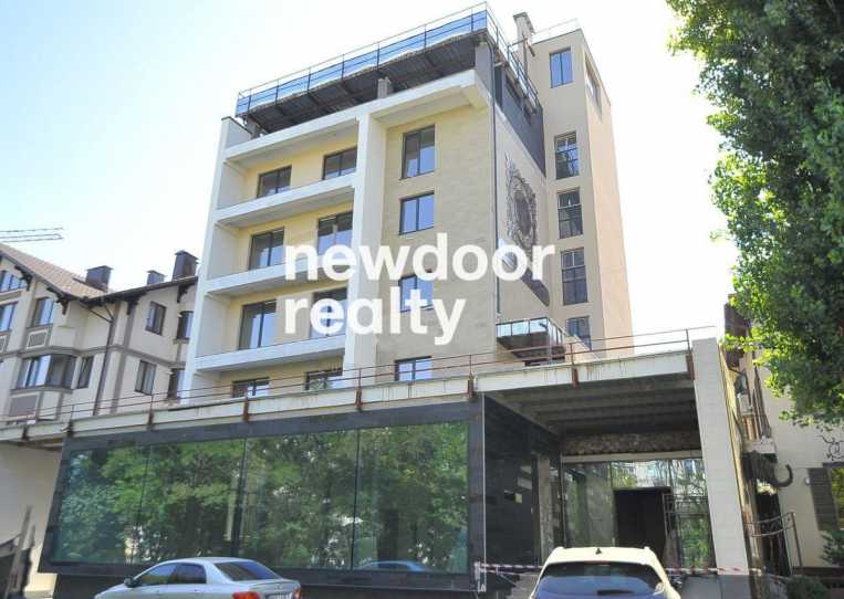 Коммерческая площадь