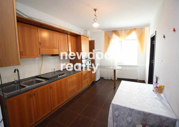 Квартира - 3 комнаты